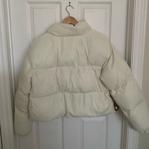 Fabletics Cream Puffer Jacket (M) - Picture 4 of 4